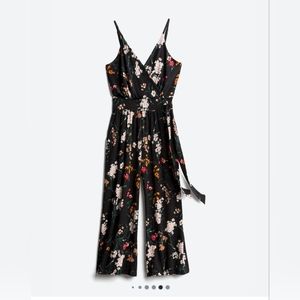 Kaileigh Black Floral Print Cropped Jumpsuit